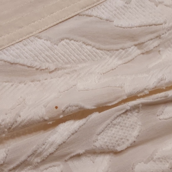 Vintage Deep V-Neck Ruffled Party Dress by WALTER - Picture 2 of 10